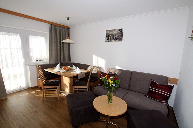 Appartements im Haus Geiger Fiss in Tirol Serfaus Fiss Ladis Frühstückspension
